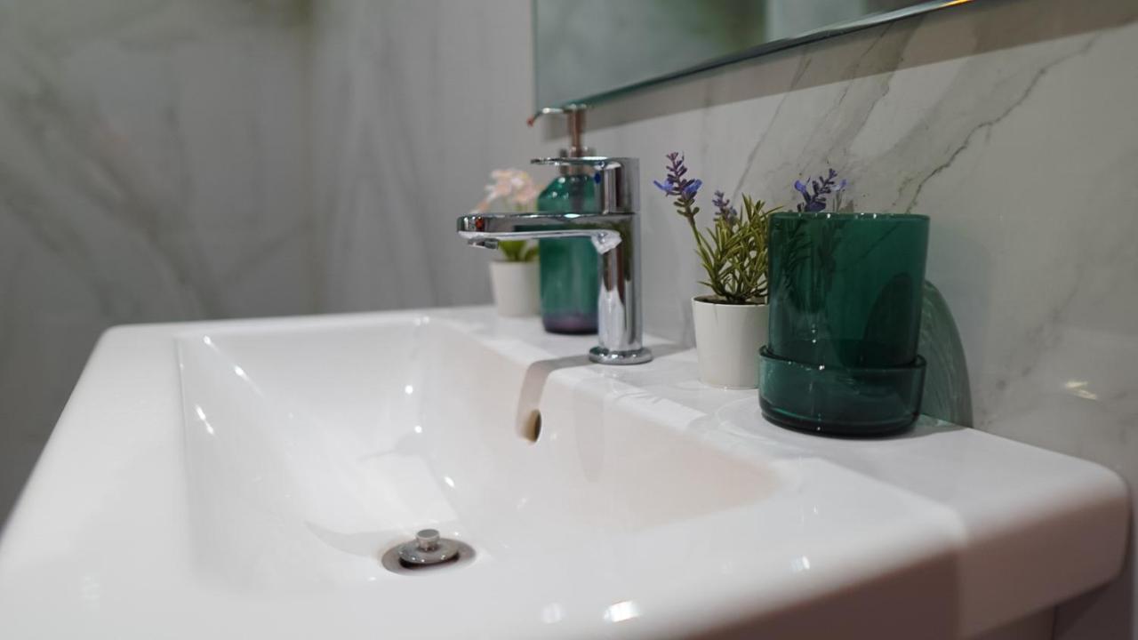 Bridge Service Apartment ไฮเดอราบัด ภายนอก รูปภาพ